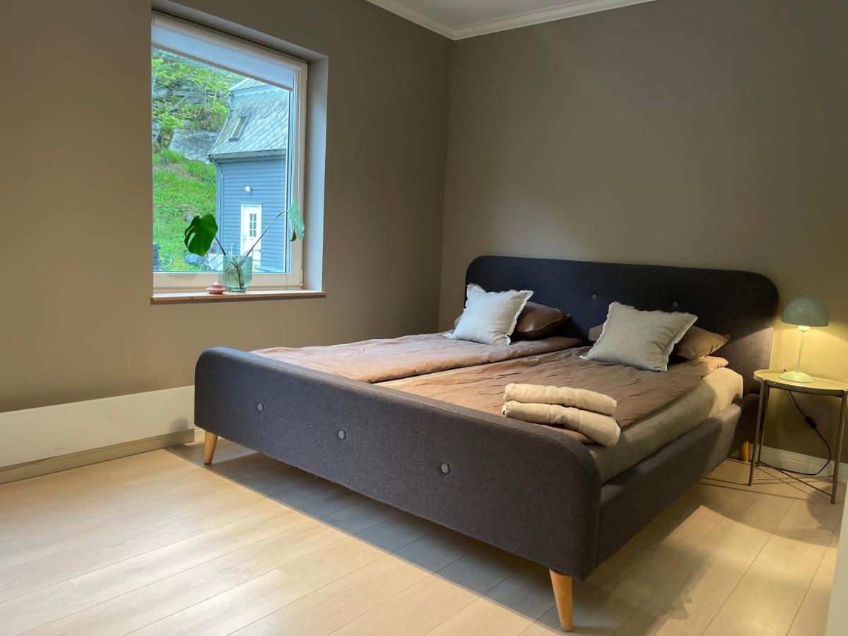 Charming Apartment In Alesund Center With Free Parking Exterior foto